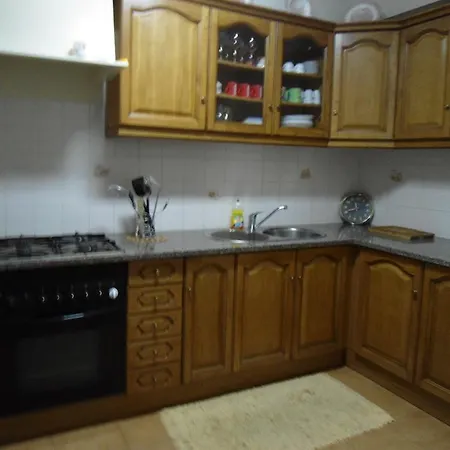 Holiday Bairro Social Encosta Do Sol بيت للعطل
