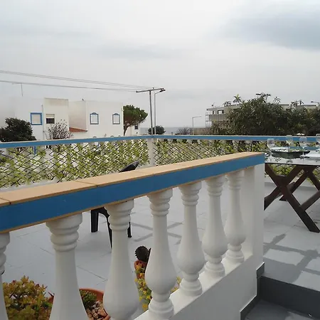 Holiday Bairro Social Encosta Do Sol * بودينز