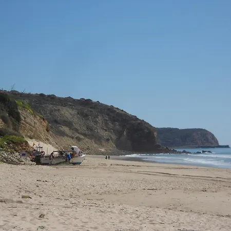 Holiday Bairro Social Encosta Do Sol *